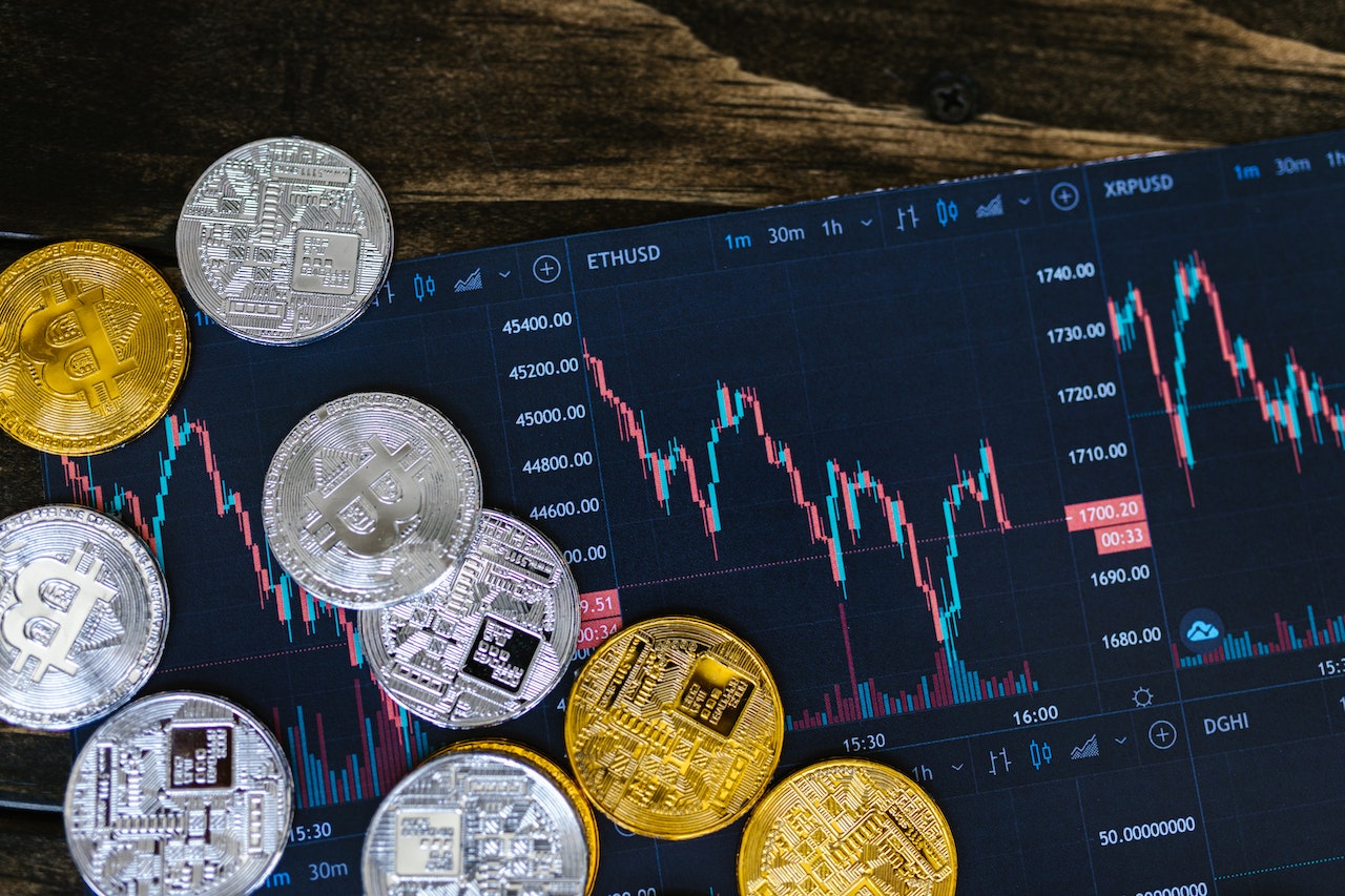 Factors to Consider When Investing in Cryptocurrency